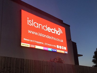 P6 Outdoor DV-LED Displays (modular), SMD LED Technology, Front or Rear Serviceability, Seamless Video Wall, Ultra High Contrast Ratio - Image 2
