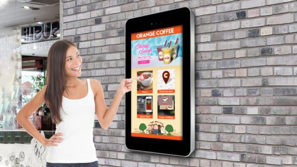 22" Wall-Mounted PCAP Outdoor Touch Screen, 2500cd/m² Brightness, Weather Proof, Vandal Proof, Smart Temperature Control System